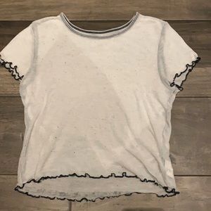 Cropped Off white over shirt